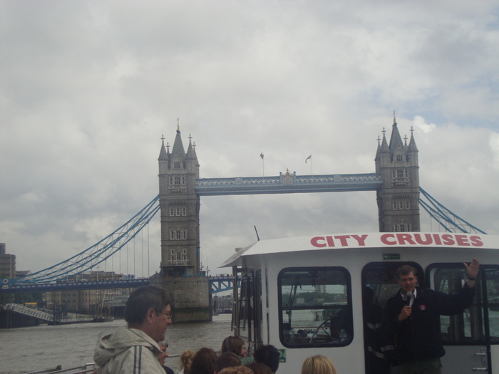 Tower Bridge - 2011-London