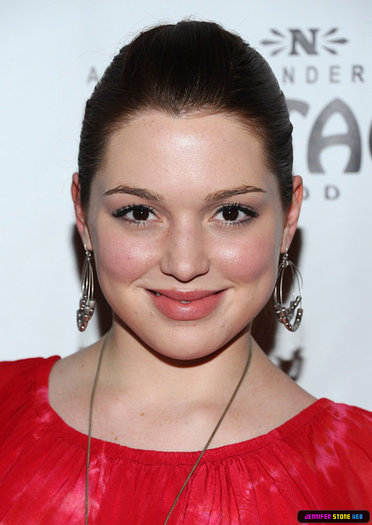 003 - o - Jennifer Stone - o