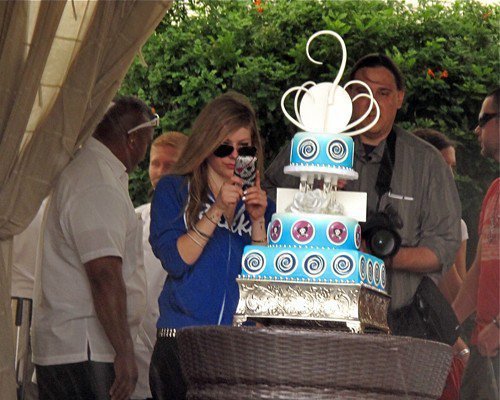 36087_436959670684_300693780684_5647250_6182053_n - 0 Avril Lavigne s Wet Republic Poolside Birthday Bash 0