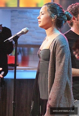 Demi (3) - Demi - September 19 - Good Morning America Rehearlsals