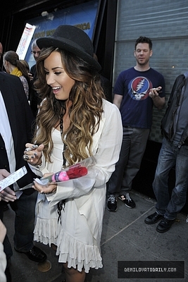 Demi (15) - Demi - September 19 - Arriving and Leaving Good Morning America