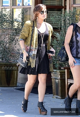 Demi (11) - Demi - August 30 - Runs errands in Sherman Oaks CA