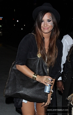Demi - Demi - August 5 - Leaving the Nokia Theatre after a Katy Perry Concert