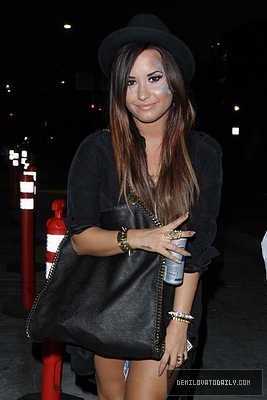 Demi (8) - Demi - August 5 - Leaving the Nokia Theatre after a Katy Perry Concert