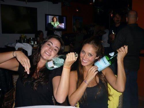 374920_2232344020530_1605784270_32220291_818898977_n - 1-Anahi e amigos-1
