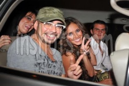 Anahí saindo da Boate Babyo em Acapulco15-05-10-. - 1-Anahi e amigos-1