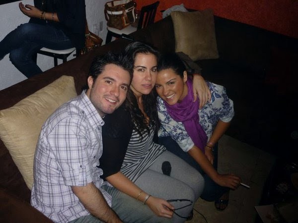 Festa na casa de Any e may foi para comemorarar sua volta com Any.;