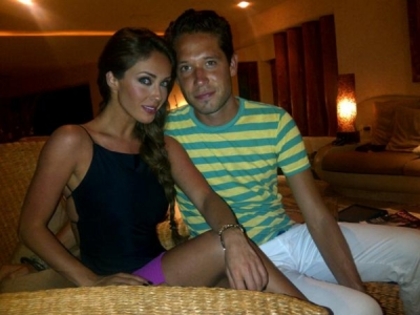 Final de semana com os amigos (Folga da novela Dos Hogares), - 1-Anahi e amigos-1