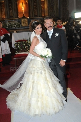 20.07 - Gravando cenas do Casamento de Angélica e Ricardo (MX). - 1-Anahi Dos Hogares