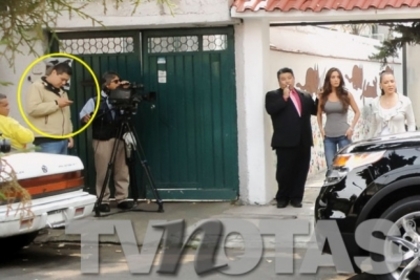 Dos Hoagres - Set de Gravações - 18.11 - Gravando em uma Veterinária na Cidade do México (México)´