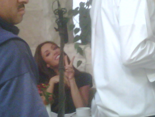 nos bastidores da gravação de 2 Hogares