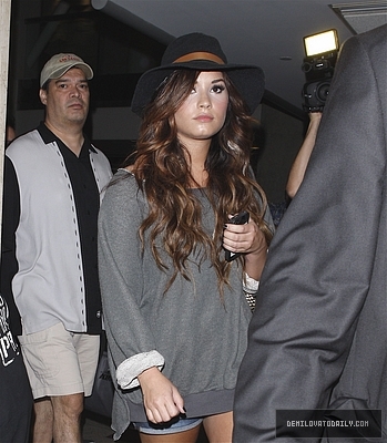 Demi (17) - Demi - July  29 - Arrives into LAX Airport