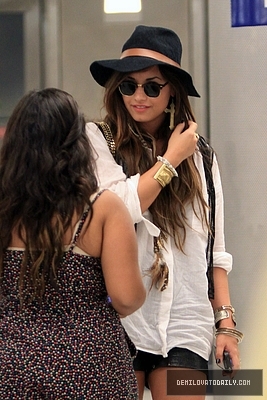 Demi (4) - Demi - July 24 - Arriving into Miami International Airport