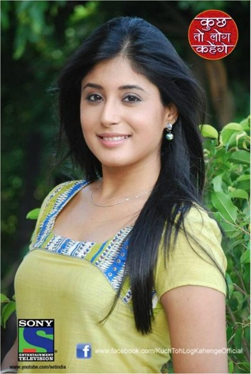 375544_285553 - kritika kamra