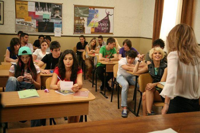 La school - In timpul filmarilor