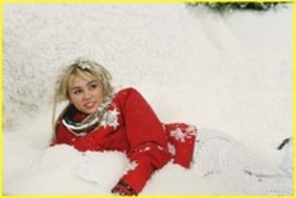 18959333_ICVHOMNDA - hannah montana