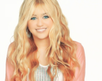 19796491_AXLZMGIXX - hannah montana
