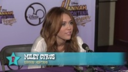 19797704_FWPFOZLAZ - hannah montana