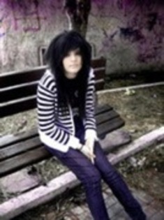 15893011_DVBHHRCSF - Al catelea vizitator esti