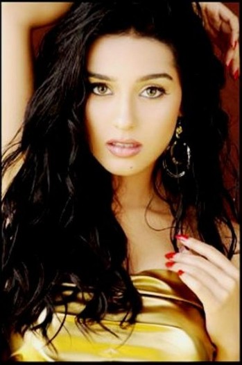 amrita-rao (3)