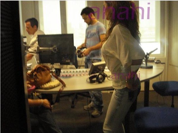 Anahi en Cadena Dial 02 - 1-Anahi no Chat-1