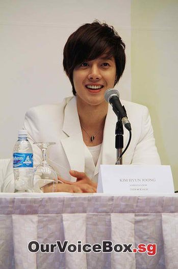 150885_134187299971161_127488633974361_194389_1752364_n - kim hiun joong