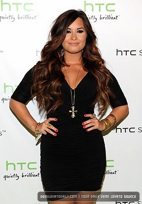 Demi (11) - Demi - July 19 - HTC Status Social Launch Event