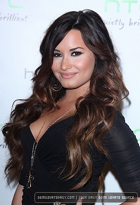 Demi (133) - Demi - July 19 - HTC Status Social Launch Event
