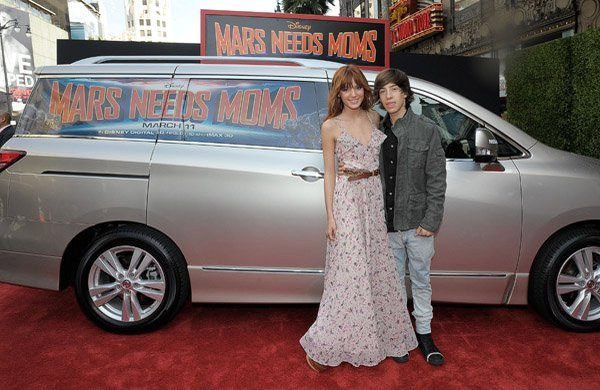 196199_187880427913897_119669298068344_410766_7812024_n - Bella Thorne