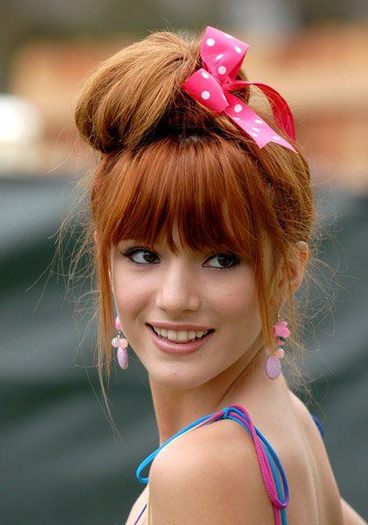 260488_209036752464931_119669298068344_530885_176157_n - Bella Thorne