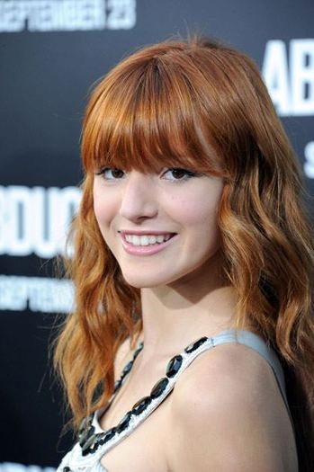 308721_249464841755455_119669298068344_660573_1633065114_n - Bella Thorne