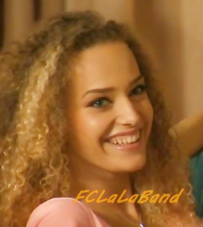 409100_282460741806333_217875138264894_896922_1971200616_n - xAlexia