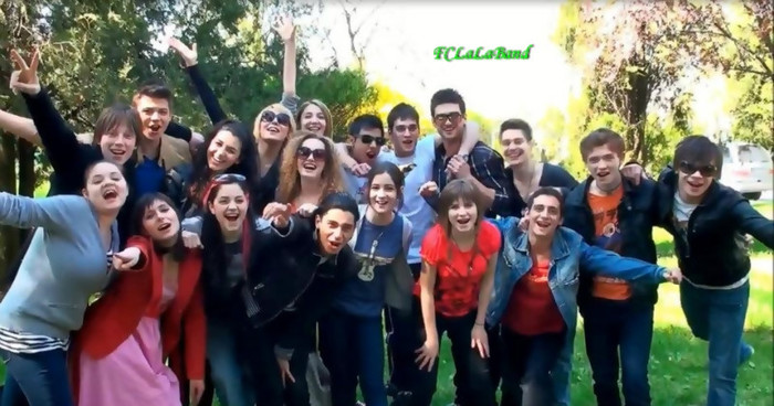 383869_203776493040776_196778660407226_438109_1359335041_n