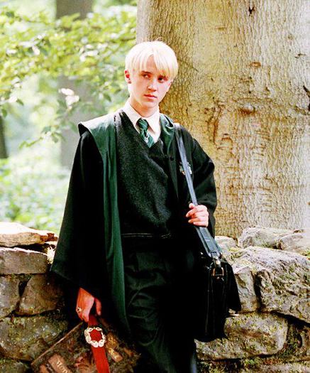 081 - Harry Potter si Prizonierul din Azkaban 2004