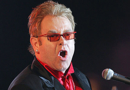 Elton John - Personalitati din zodia Berbec