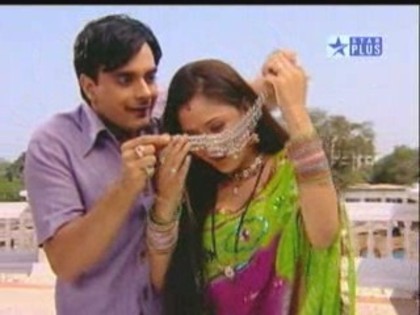 Un cadou in Love [13]