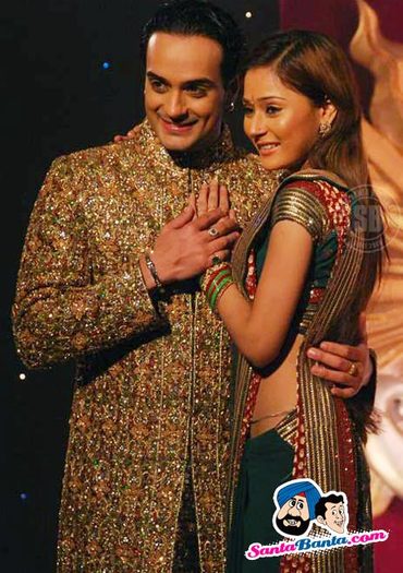 Sadhna & Alekh in Love [33]