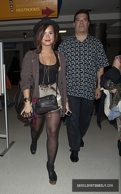 Demi (6) - Demi - September 21 - Arrives into LAX Airport