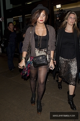 Demi (22) - Demi - September 21 - Arrives into LAX Airport