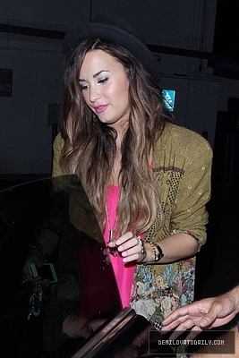 Demz (6) - Demi - September 28 - Leaves the Crave Cafe in Hollywood CA