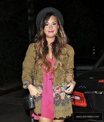 Demzu - Demi - September 28 - Arrives at The Chateau Marmont in Hollywood CA