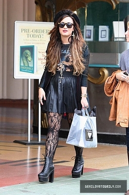 Demz (6) - Demi - October 4 - Shopping with a friend in Studio City CA
