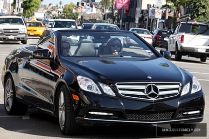 Demi (25) - Demi - October 6 - Goes shoe shopping in West Hollywood CA