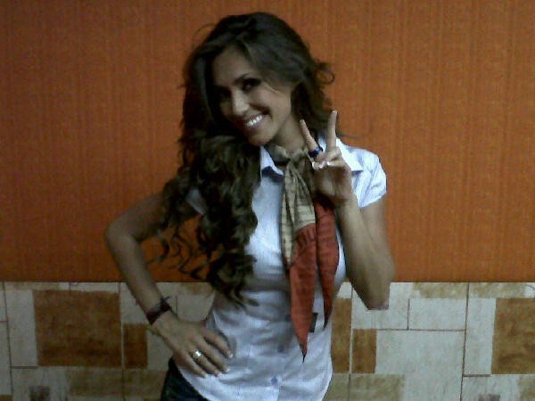 002~0 - 1-Anahi 4-1