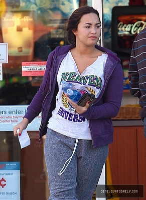 Demi (4) - Demi - October 7 - Gets water and gas in Sherman Oaks CA
