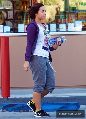 Demi (12) - Demi - October 7 - Gets water and gas in Sherman Oaks CA