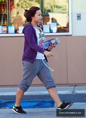 Demi (13) - Demi - October 7 - Gets water and gas in Sherman Oaks CA