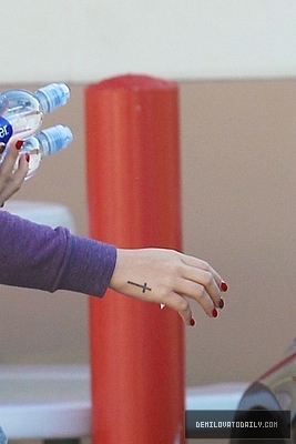 Demi (16) - Demi - October 7 - Gets water and gas in Sherman Oaks CA