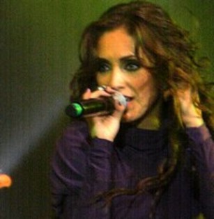 deja vu (37) (1) - 1-Anahi 4-1