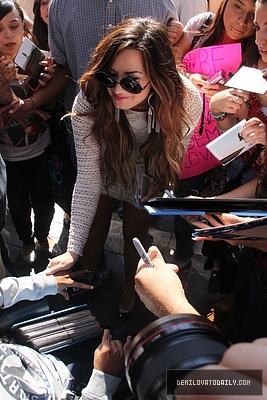 Demi (17) - Demi - October 11 - Arrives at The Grove in Los Angeles CA